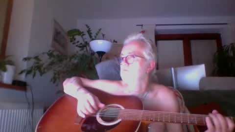 Snapshot of amberr11 chatting on October 2025 11:06:02 PM Amberr11 online show from October 2025 11:06:02 PM