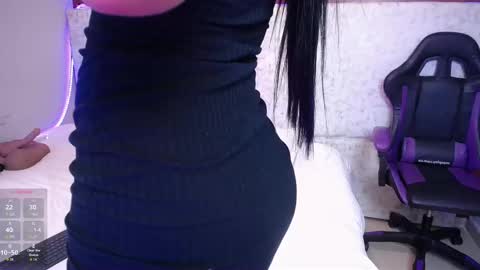 ambers online show from November 2025 02:27:01 PM