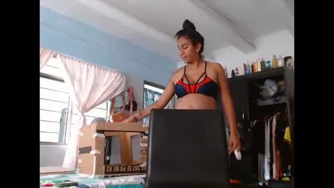 amelia  online show from February 2025 05:33:01 PM