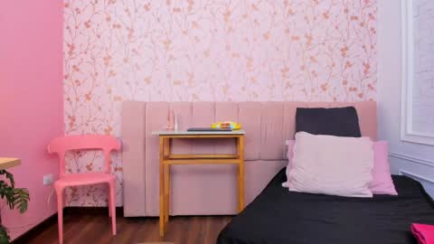 Amelia Adams online show from April 2026 04:26:01 PM