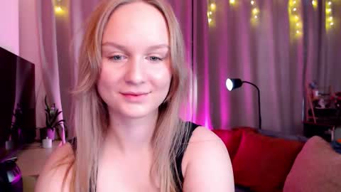 Snapshot of amelia_blondie chatting on February 2026 11:15:01 AM Amelia online show from February 2026 11:15:01 AM