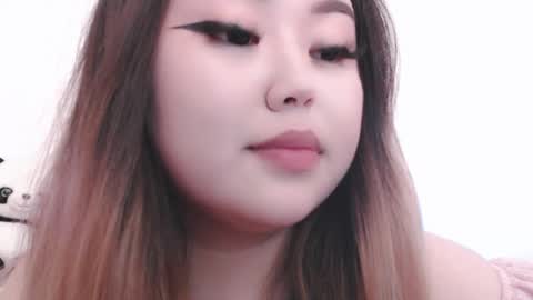 Amelia online show from April 2026 06:09:01 PM