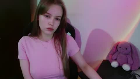 amelia_sweeti online show from June 2026 03:36:01 PM