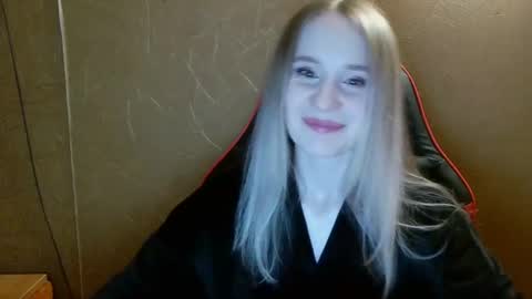 Snapshot of ameliaa333 chatting on July 2026 07:43:01 PM Amelia online show from July 2026 07:43:01 PM