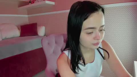 Linda online show from December 2024 12:00:02 PM