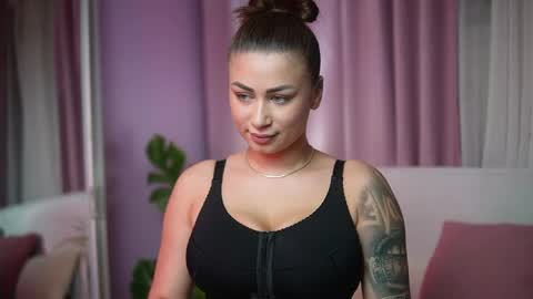 Snapshot of ameliabarbie chatting on April 2026 06:48:02 PM Amelia online show from April 2026 06:48:02 PM