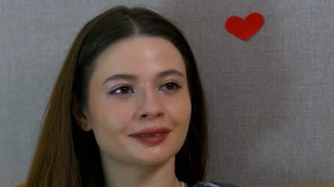 Amelia online show from February 2025 08:43:02 PM