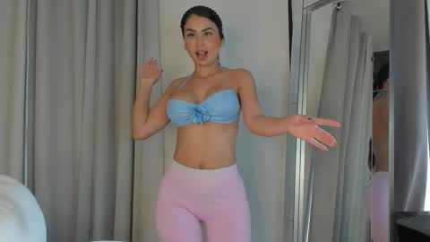 Ameliajones online show from January 2026 07:08:01 PM