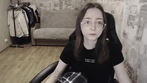 Amelia online show from January 2025 05:15:02 PM