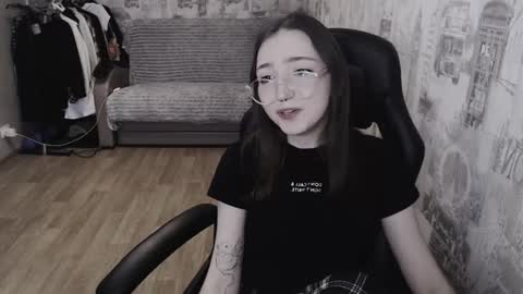 Amelia online show from January 2025 11:58:02 AM