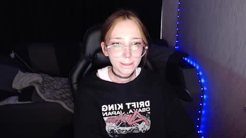 Amelia online show from October 2025 09:08:02 AM