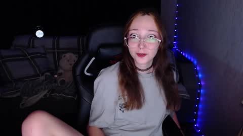 Amelia online show from October 2025 09:04:02 PM