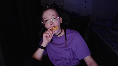 Amelia online show from November 2025 03:18:02 AM