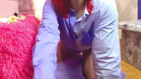 Amelie online show from December 2025 06:37:02 PM