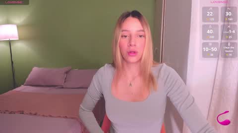 Amelie Graham online show from February 2025 10:59:01 AM