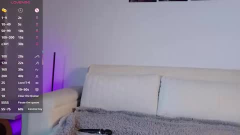 Victoria online show from February 2026 09:24:02 PM