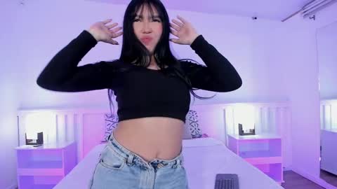 Snapshot of amelii_gh chatting on April 2026 11:48:01 AM Ameli online show from April 2026 11:48:01 AM