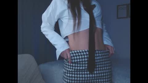 amelinamersi online show from September 2025 04:12:01 PM