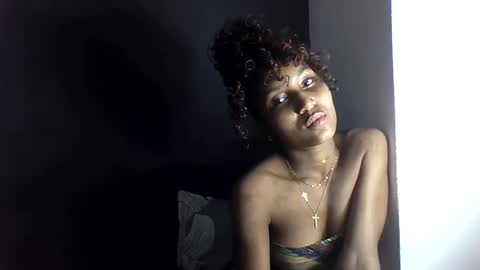 amelisy20005 online show from April 2026 03:02:01 AM