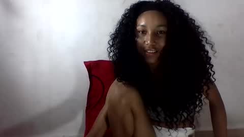 Snapshot of amelisy20005 chatting on May 2026 10:38:02 PM amelisy20005 online show from May 2026 10:38:02 PM