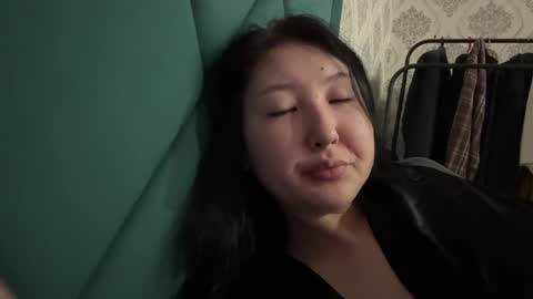 Snapshot of ameliya_kim chatting on April 2026 09:19:01 PM Ameliya online show from April 2026 09:19:01 PM