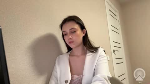 Snapshot of amelyay chatting on December 2025 02:48:01 PM amelyay online show from December 2025 02:48:01 PM