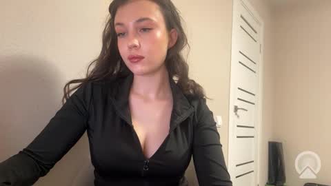 Snapshot of amelyay chatting on December 2025 01:28:01 PM amelyay online show from December 2025 01:28:01 PM