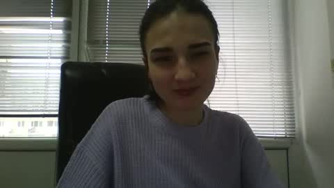 Julia  online show from February 2025 09:17:02 AM