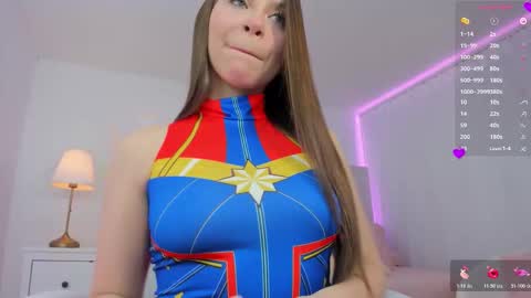 Snapshot of ami_sweet_18 chatting on October 2025 12:24:02 AM Ami online show from October 2025 12:24:02 AM