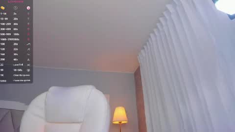 Snapshot of ami_sweet_18 chatting on April 2026 12:23:01 AM Ami online show from April 2026 12:23:01 AM