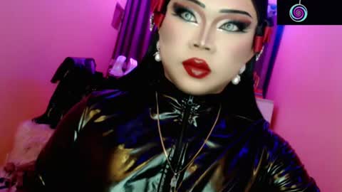 Queen Mireska online show from June 2026 02:55:02 PM