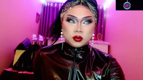 Queen Mireska online show from July 2026 04:02:02 PM