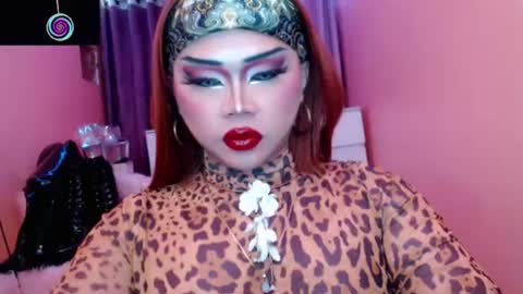 Queen Mireska online show from July 2026 11:50:02 AM
