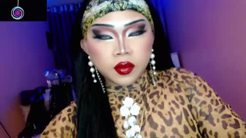 Queen Mireska online show from July 2026 01:54:02 PM