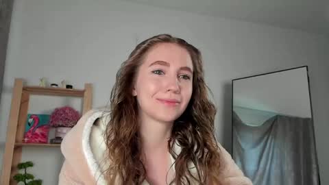 Emily online show from May 2026 09:48:02 AM