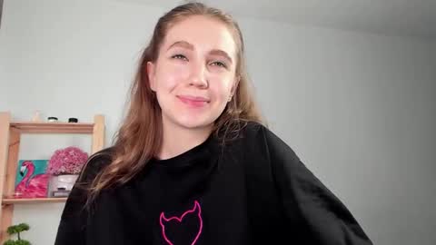 Emily online show from June 2026 05:54:02 AM