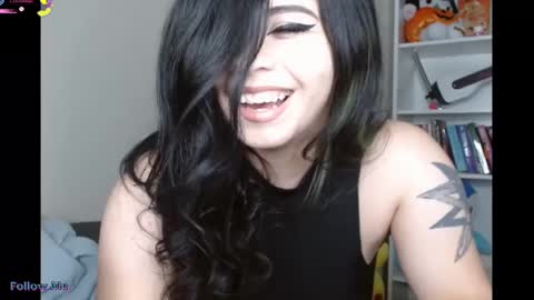 Snapshot of amilustxx chatting on October 2025 05:42:01 PM amilust online show from October 2025 05:42:01 PM