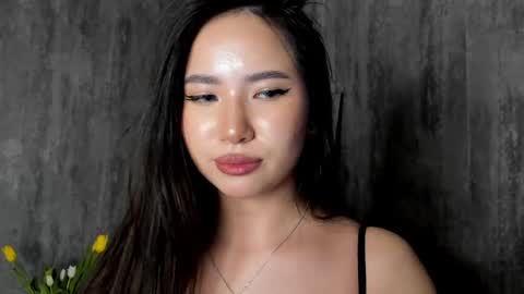Snapshot of amina_artin chatting on March 2025 09:03:02 PM Amina online show from March 2025 09:03:02 PM