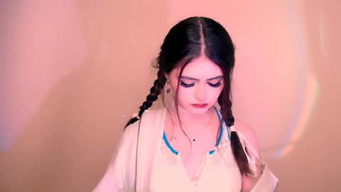 Amina online show from March 2026 11:32:02 PM