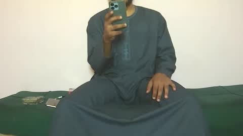 Snapshot of amir_elaraby chatting on September 2025 09:25:02 AM Amir online show from September 2025 09:25:02 AM