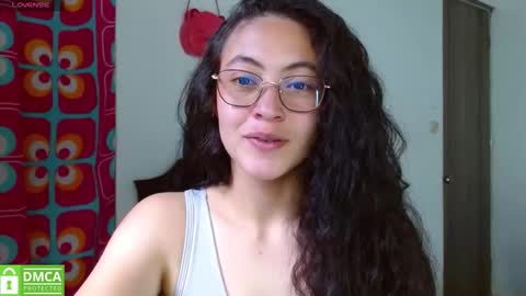 amitlu_ online show from January 2026 07:38:02 PM