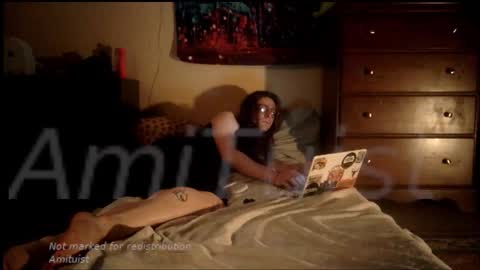 amituist online show from February 2026 10:07:01 PM