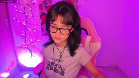 Snapshot of amiyum chatting on April 2026 01:11:02 AM AmiYum online show from April 2026 01:11:02 AM