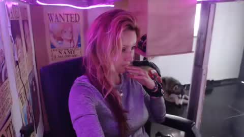 Snapshot of ammber3 chatting on February 2025 03:46:01 PM Paula D online show from February 2025 03:46:01 PM