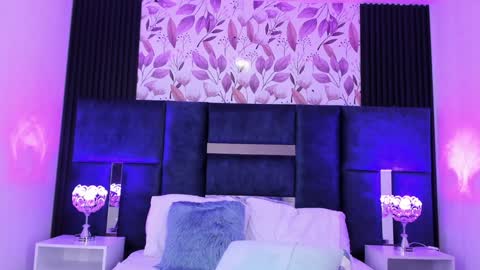 Snapshot of ammyjoness_ chatting on December 2024 10:03:01 PM Ammy Jones online show from December 2024 10:03:01 PM