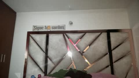 Ammy online show from December 2025 02:18:01 AM