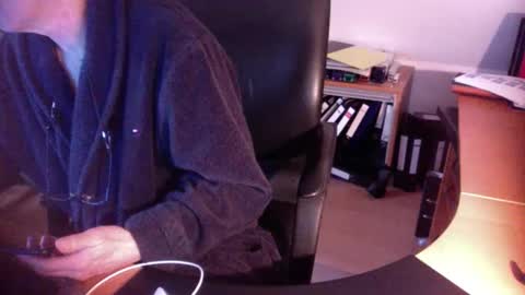 Snapshot of amor2200 chatting on January 2025 10:32:02 AM Amor2200 online show from January 2025 10:32:02 AM