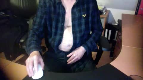 Snapshot of amor2200 chatting on February 2025 07:12:02 PM Amor2200 online show from February 2025 07:12:02 PM