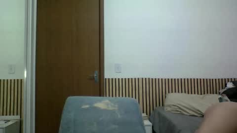 amputeeluna online show from April 2026 01:53:02 AM