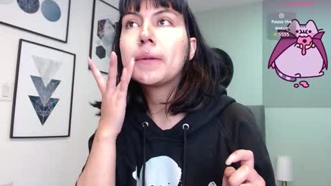 Amy 3 online show from November 2025 04:23:01 AM